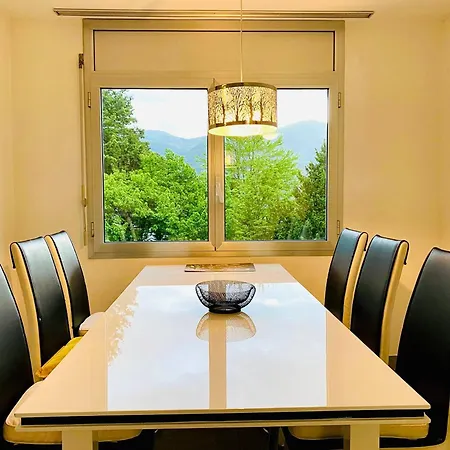 アパート Spectacular Penthouse With Views In *